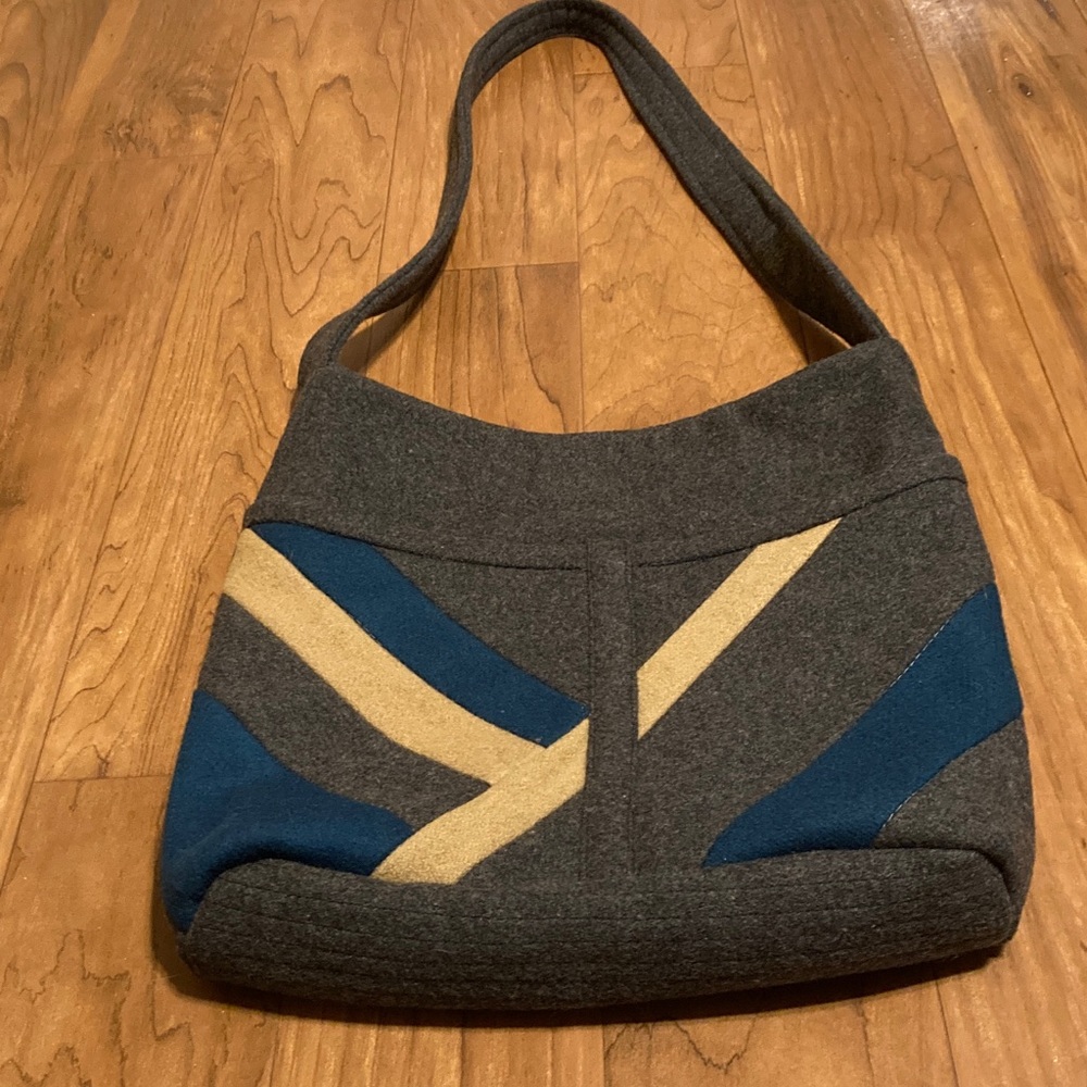 Handmade wool womens shoulder bag gray with blue/tan accents